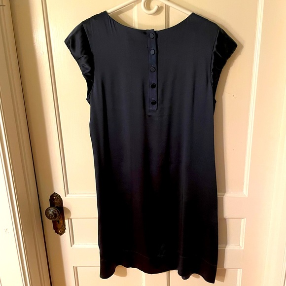 Banana Republic Silk Flapper Dress - Picture 2 of 4
